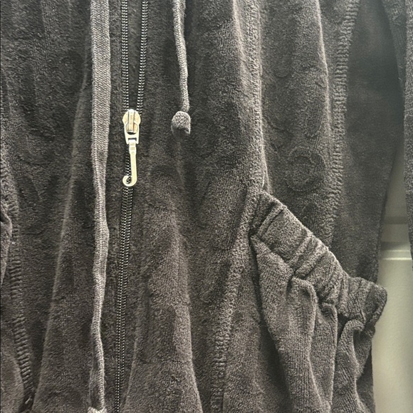 Juicy Couture Black Textured ‘Juicy pattern’ Hoodie 3/4 length sleeves - Picture 5 of 7